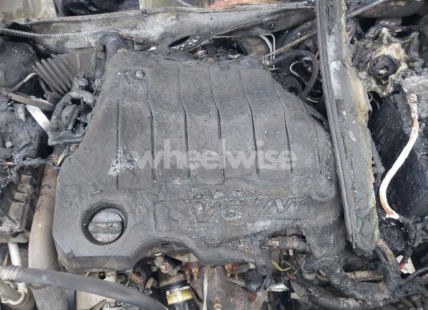 Photo 10 of 2010 Buick Lacrosse CXL (VIN 1G4GC5GG6AF223062)