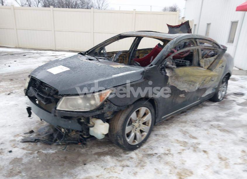 Photo 2 of 2010 Buick Lacrosse CXL (VIN 1G4GC5GG6AF223062)