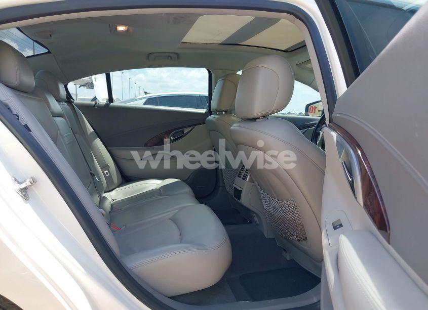 Photo 8 of 2010 Buick Lacrosse CXL (VIN 1G4GC5GG8AF130222)