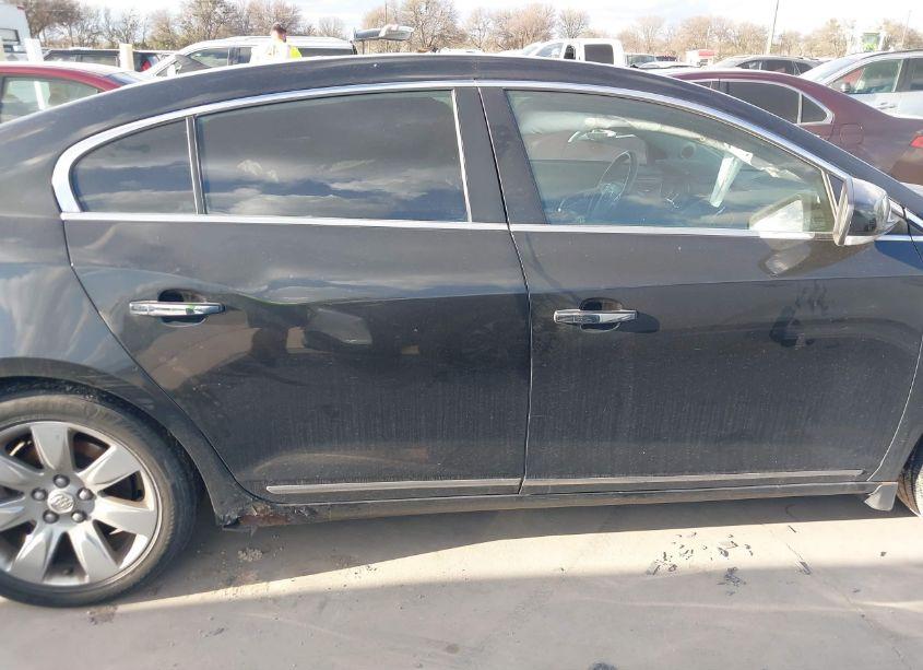 Photo 13 of 2010 Buick Lacrosse CXL (VIN 1G4GC5GG9AF282820)