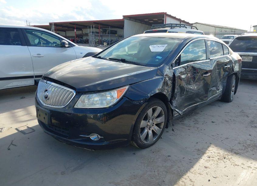 Photo 2 of 2010 Buick Lacrosse CXL (VIN 1G4GC5GG9AF282820)