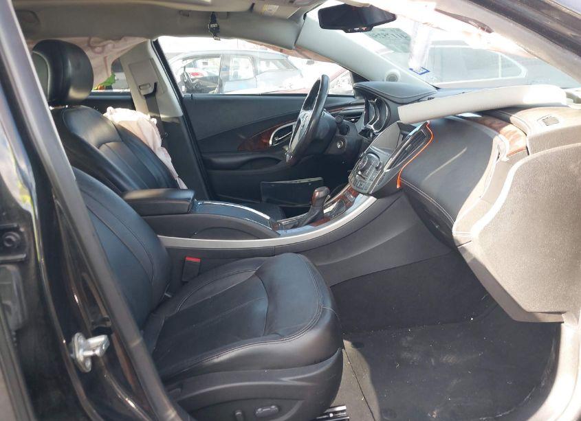 Photo 5 of 2010 Buick Lacrosse CXL (VIN 1G4GC5GG9AF282820)