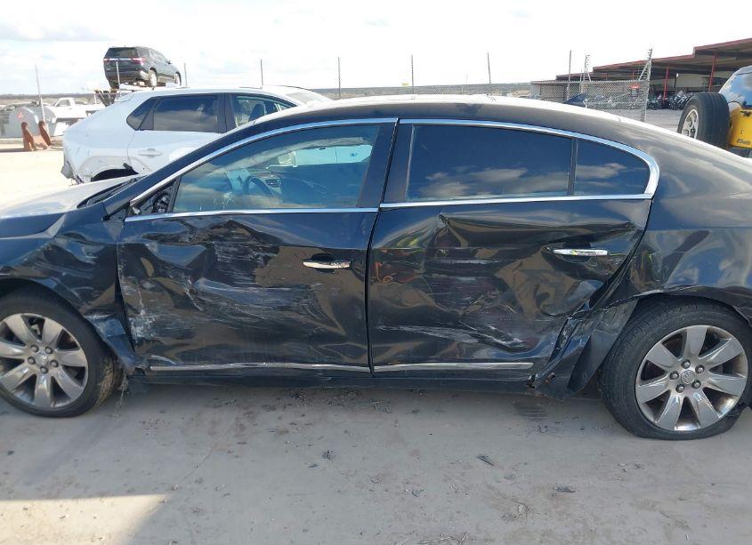 Photo 6 of 2010 Buick Lacrosse CXL (VIN 1G4GC5GG9AF282820)