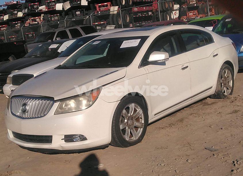 Photo 2 of 2010 Buick Lacrosse CXL (VIN 1G4GC5GGXAF144140)