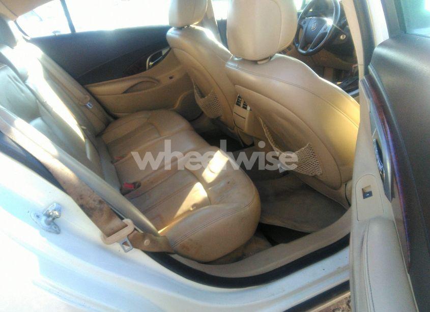 Photo 8 of 2010 Buick Lacrosse CXL (VIN 1G4GC5GGXAF144140)