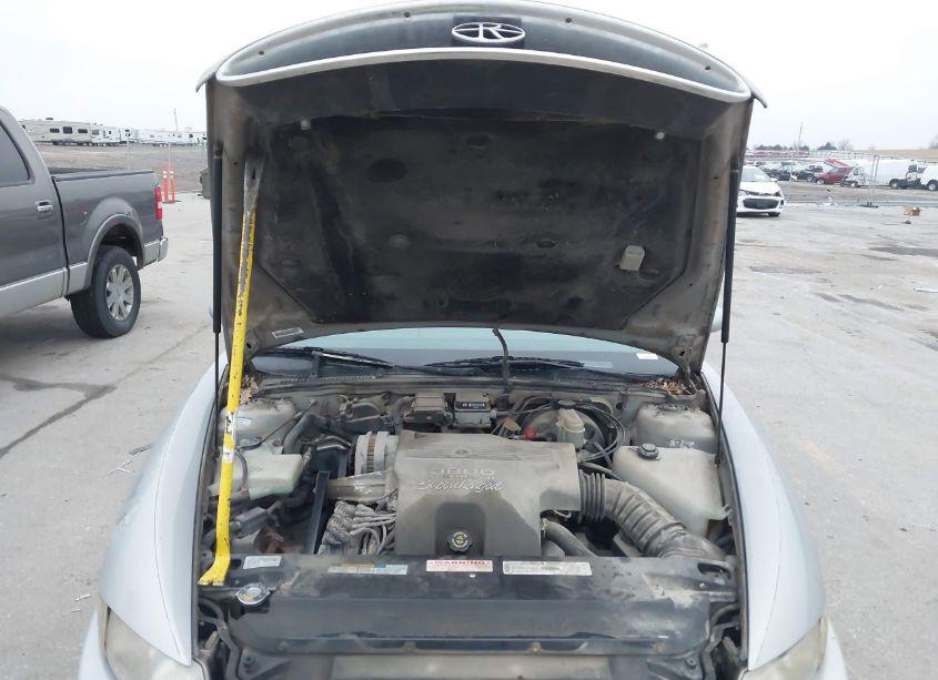 Photo 10 of 1997 Buick Riviera (VIN 1G4GD2213V4703348)