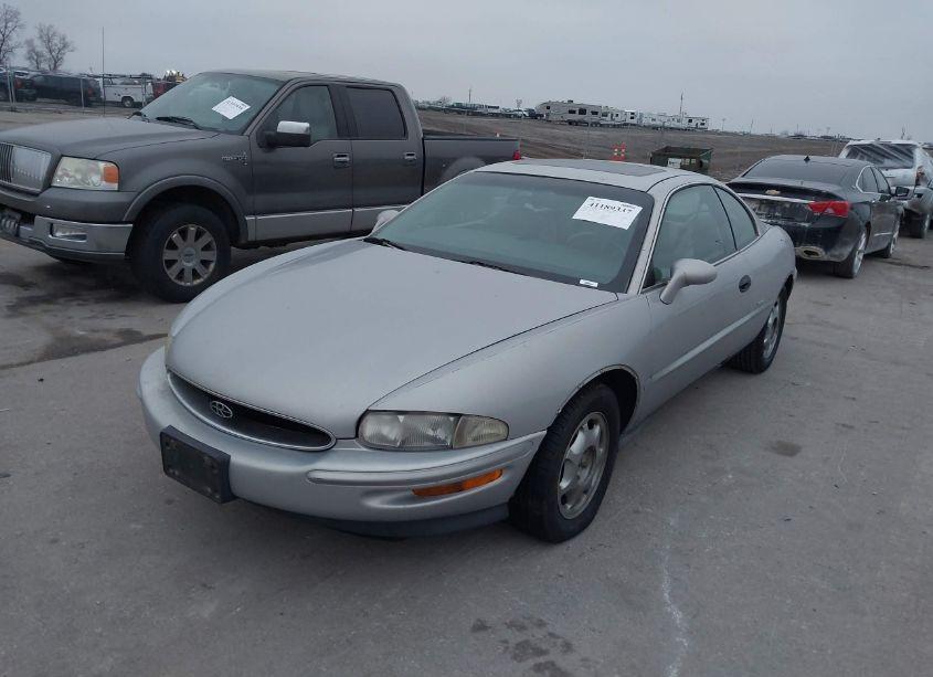 Photo 12 of 1997 Buick Riviera (VIN 1G4GD2213V4703348)