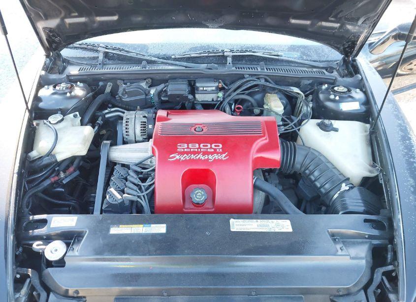 Photo 10 of 1999 Buick Riviera (VIN 1G4GD2216X4701404)