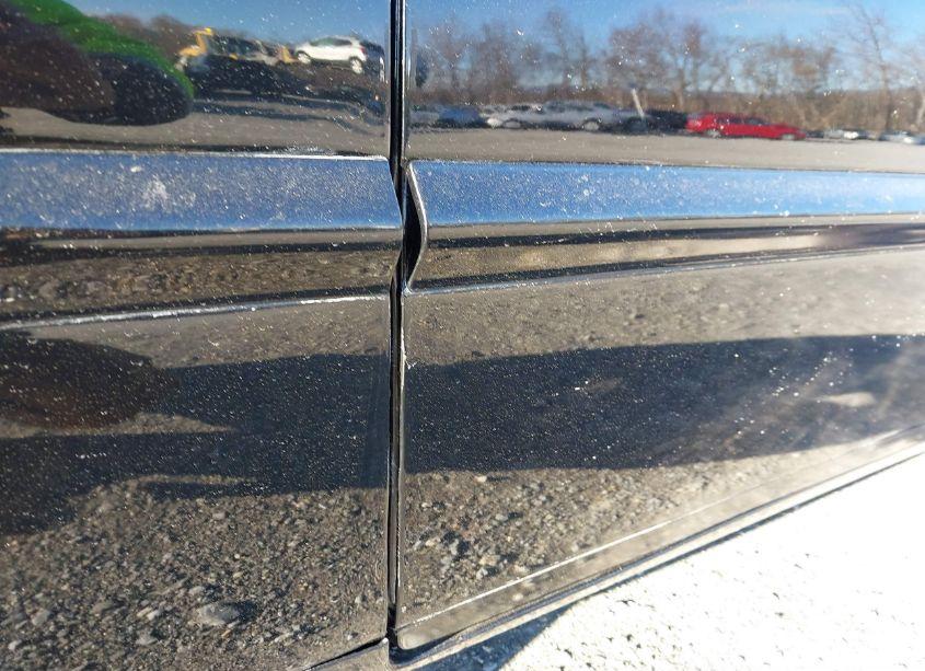 Photo 18 of 1999 Buick Riviera (VIN 1G4GD2216X4701404)