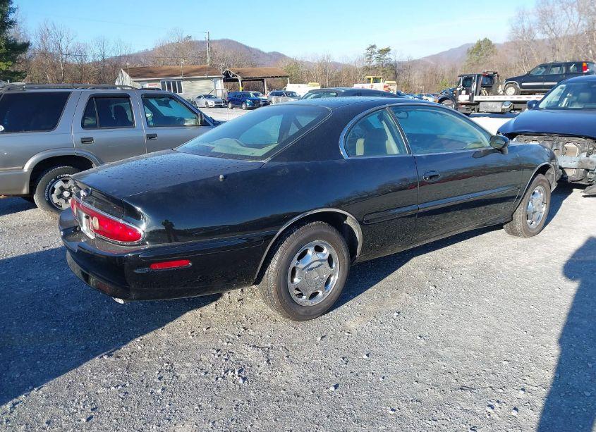 Photo 4 of 1999 Buick Riviera (VIN 1G4GD2216X4701404)