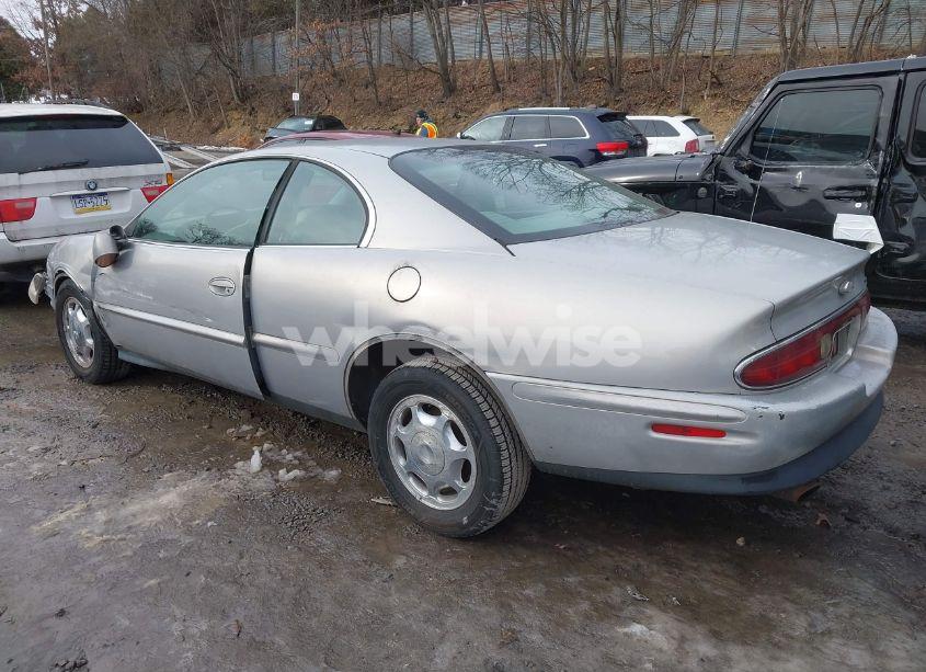 Photo 3 of 1997 Buick Riviera (VIN 1G4GD2217V4707502)