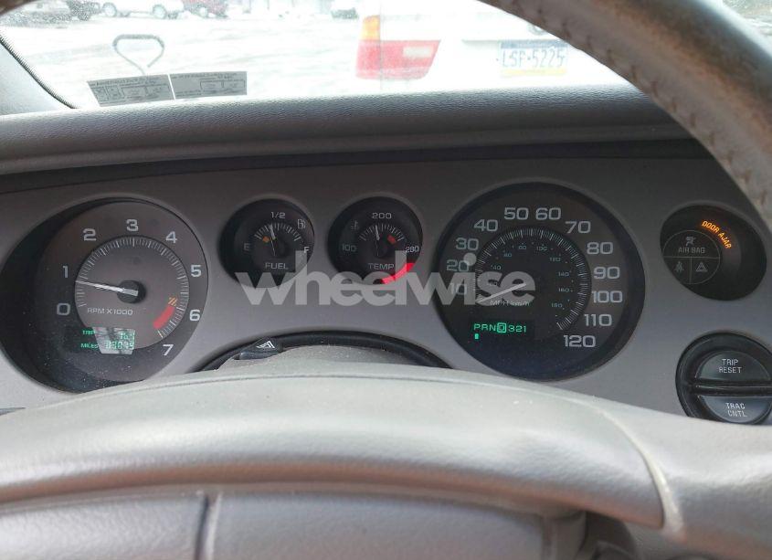 Photo 7 of 1997 Buick Riviera (VIN 1G4GD2217V4707502)