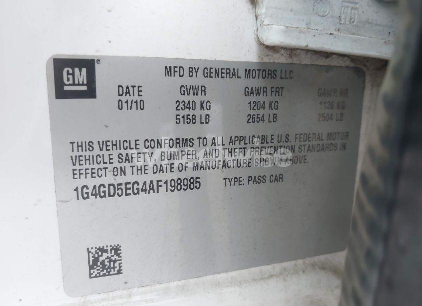 Photo 9 of 2010 Buick Lacrosse N/A (VIN 1G4GD5DE4AF198985)