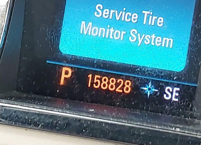 Photo 15 of 2012 Buick Lacrosse PREMIUM 1 GROUP (VIN 1G4GD5E3XCF226644)