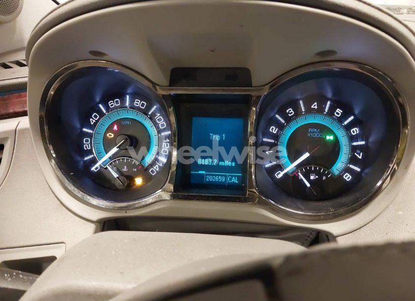 Photo 7 of 2010 Buick Lacrosse CXL (VIN 1G4GD5EG3AF165301)