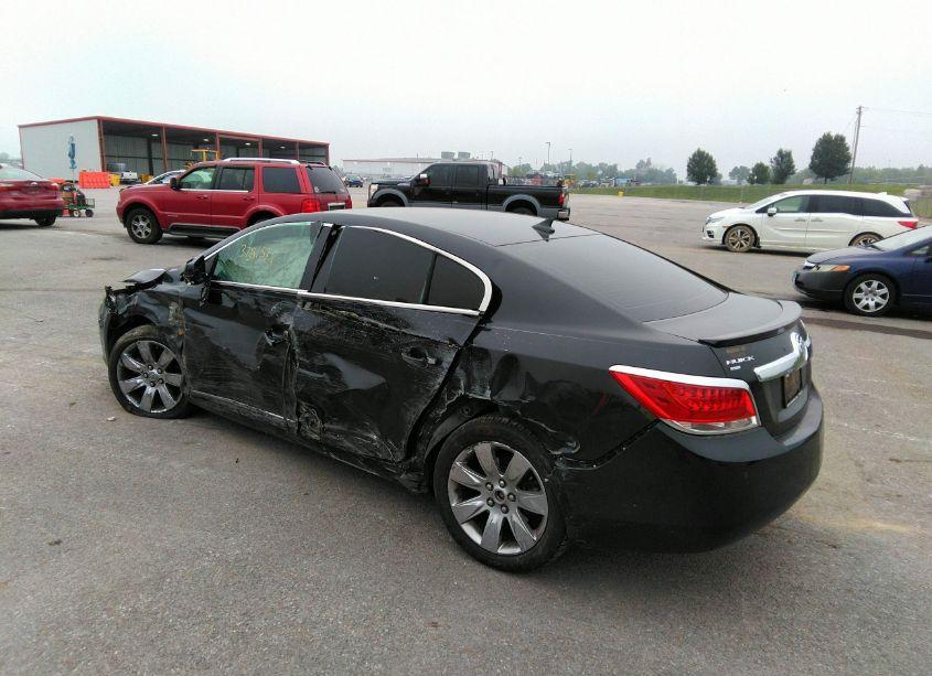 Photo 3 of 2010 Buick Lacrosse CXL (VIN 1G4GD5EG5AF197389)