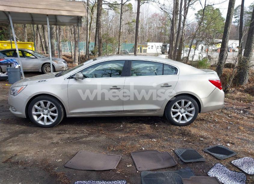 Photo 14 of 2016 Buick Lacrosse PREMIUM I (VIN 1G4GD5G37GF100213)