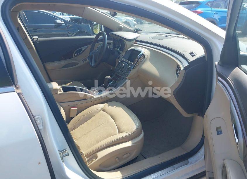 Photo 5 of 2010 Buick Lacrosse CXL (VIN 1G4GD5GG2AF188842)