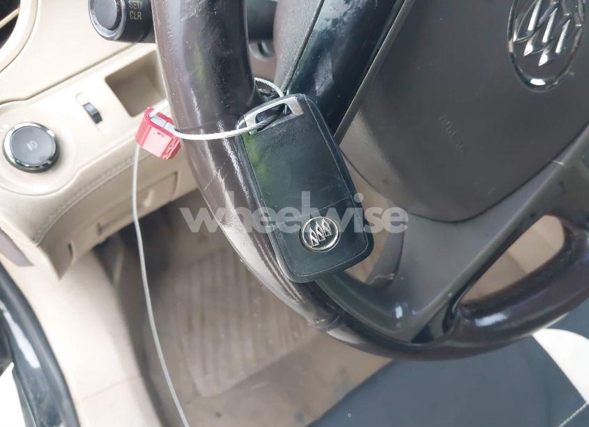 Photo 11 of 2011 Buick Lacrosse CXS (VIN 1G4GE5ED5BF394180)