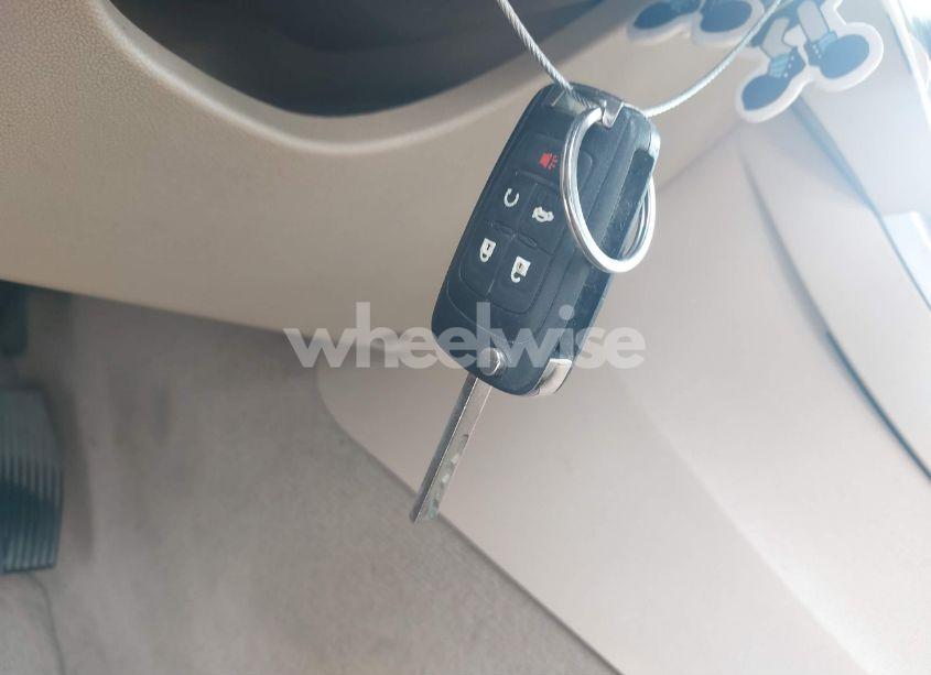 Photo 11 of 2010 Buick Lacrosse CXS (VIN 1G4GE5EV0AF256733)