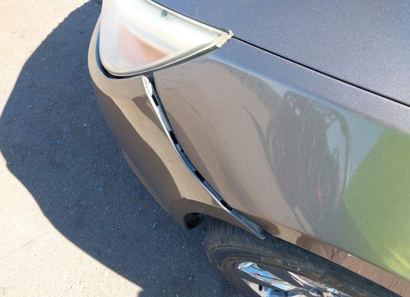 Photo 12 of 2010 Buick Lacrosse CXS (VIN 1G4GE5EV0AF300911)