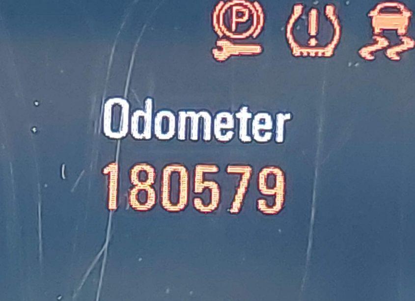 Photo 7 of 2010 Buick Lacrosse CXS (VIN 1G4GE5EV0AF300911)