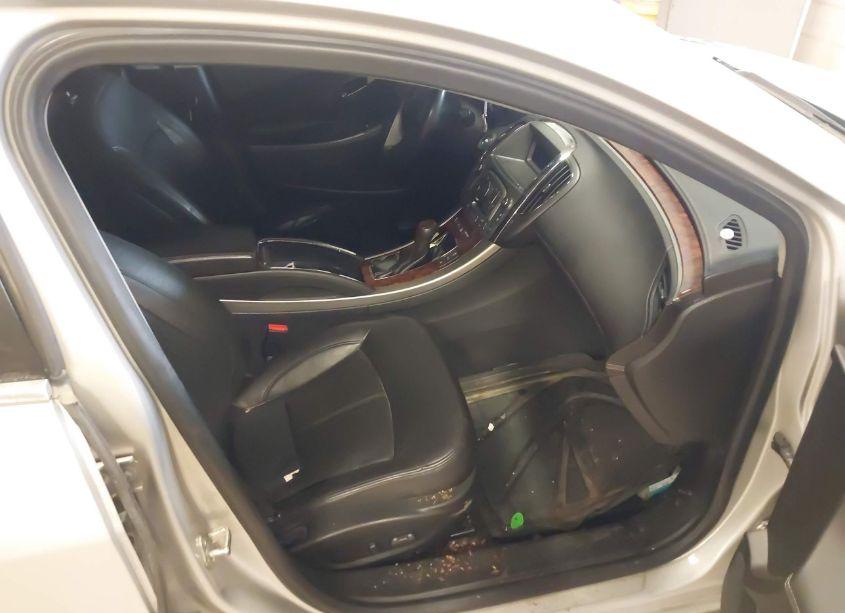 Photo 5 of 2010 Buick Lacrosse CXS (VIN 1G4GE5EV1AF230271)