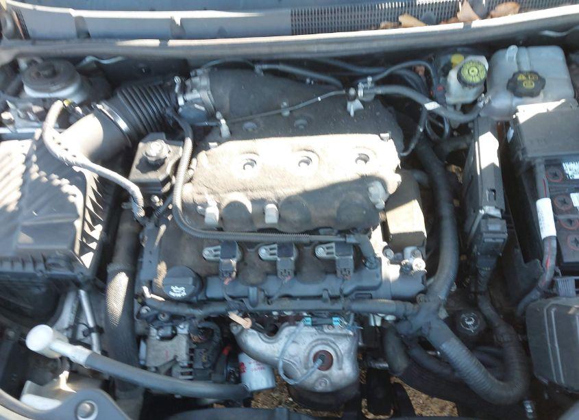 Photo 10 of 2010 Buick Lacrosse CXS (VIN 1G4GE5EV4AF179672)