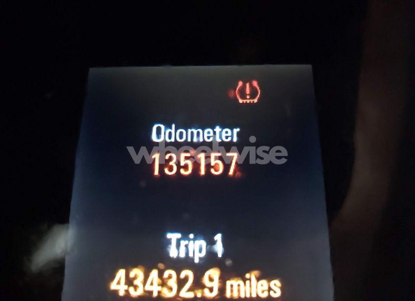 Photo 16 of 2010 Buick Lacrosse CXS (VIN 1G4GE5EV5AF248708)