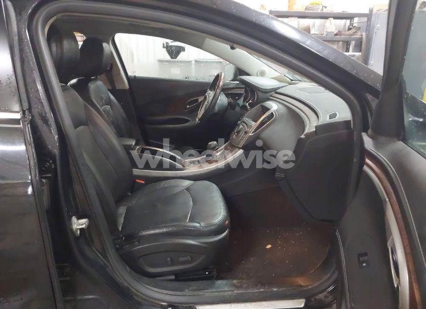 Photo 5 of 2010 Buick Lacrosse CXS (VIN 1G4GE5EV5AF248708)