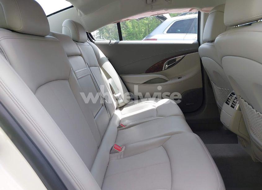 Photo 8 of 2010 Buick Lacrosse CXS (VIN 1G4GE5EV7AF211000)