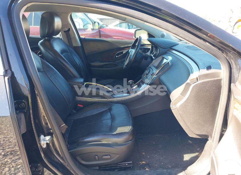 Photo 5 of 2011 Buick Lacrosse CXS (VIN 1G4GE5GD9BF116332)