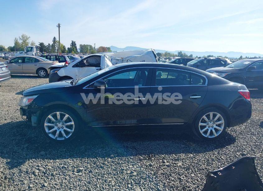 Photo 15 of 2010 Buick Lacrosse CXS (VIN 1G4GE5GV0AF250654)