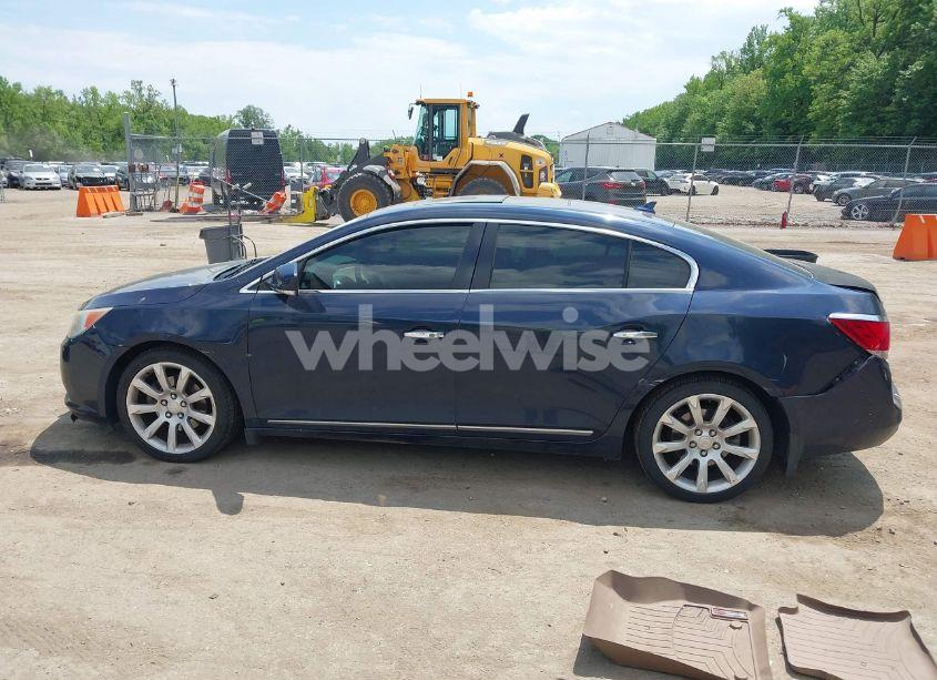 Photo 15 of 2010 Buick Lacrosse CXS (VIN 1G4GE5GV3AF226817)