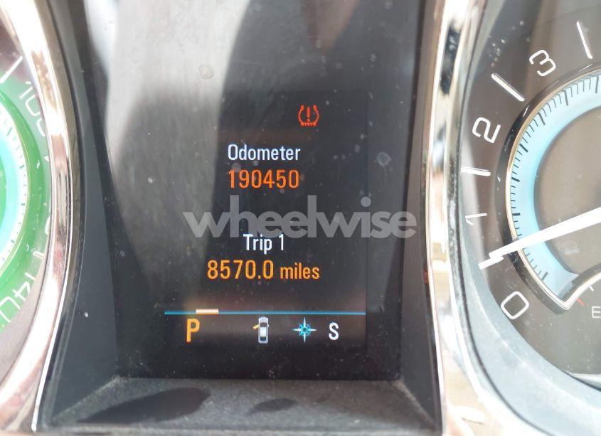 Photo 16 of 2010 Buick Lacrosse CXS (VIN 1G4GE5GV3AF226817)