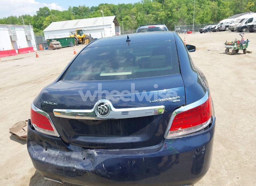 Photo 17 of 2010 Buick Lacrosse CXS (VIN 1G4GE5GV3AF226817)