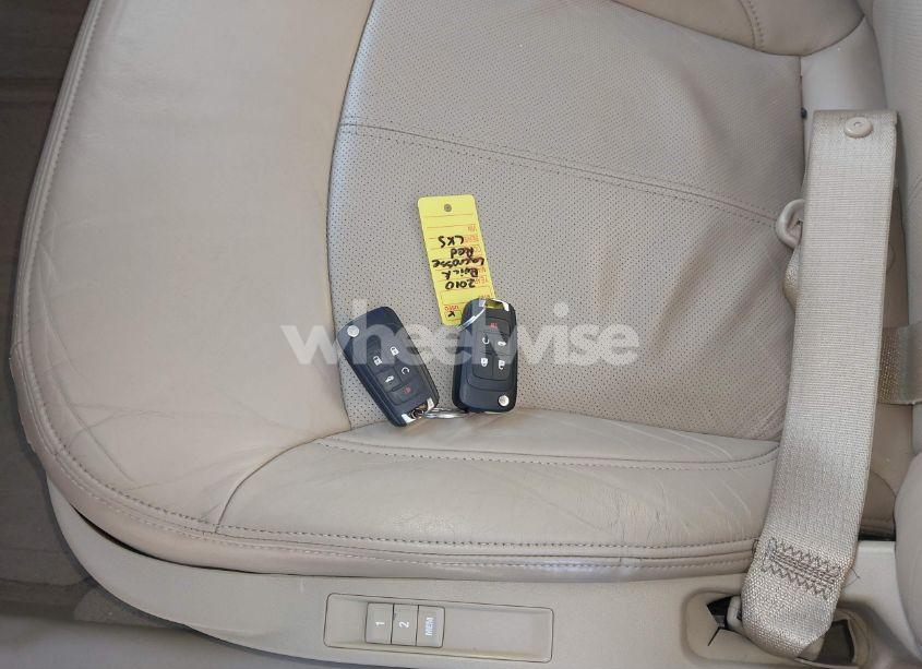 Photo 11 of 2010 Buick Lacrosse CXS (VIN 1G4GE5GV5AF303705)