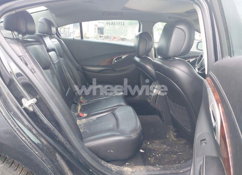 Photo 8 of 2010 Buick Lacrosse CXS (VIN 1G4GE5GV7AF161289)