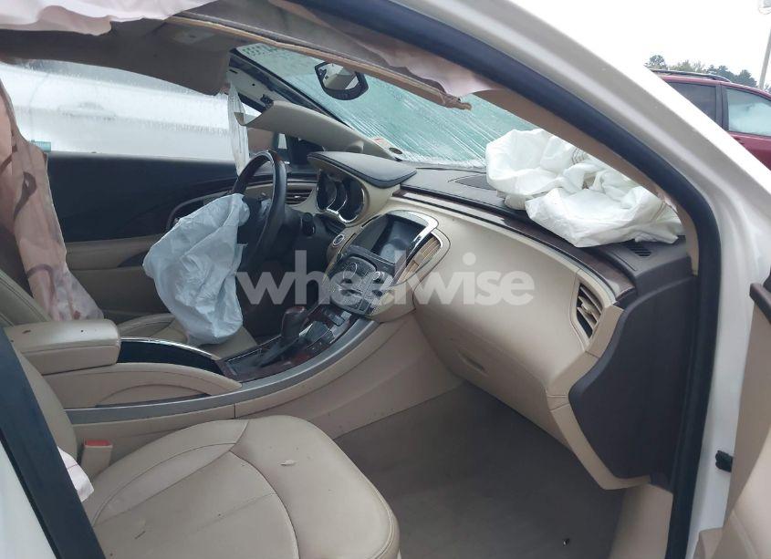 Photo 5 of 2010 Buick Lacrosse CXS (VIN 1G4GE5GV7AF184667)