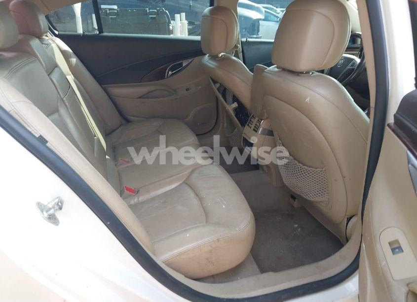 Photo 8 of 2010 Buick Lacrosse CXS (VIN 1G4GE5GV9AF312875)