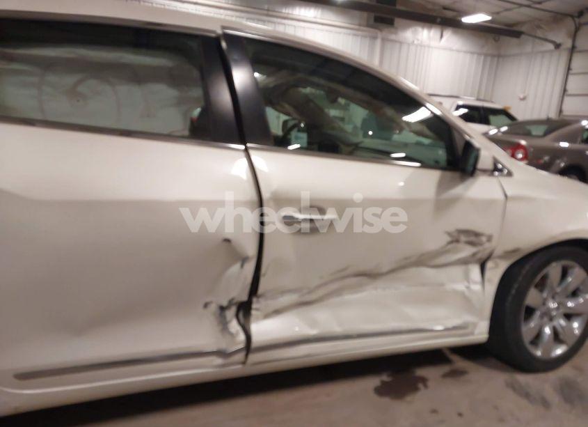 Photo 6 of 2013 Buick Lacrosse PREMIUM 1 GROUP (VIN 1G4GF5E32DF295131)