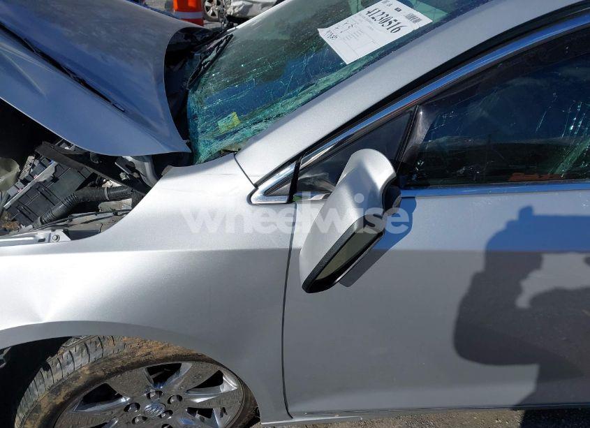 Photo 16 of 2013 Buick Lacrosse PREMIUM 2 GROUP (VIN 1G4GH5E39DF144068)