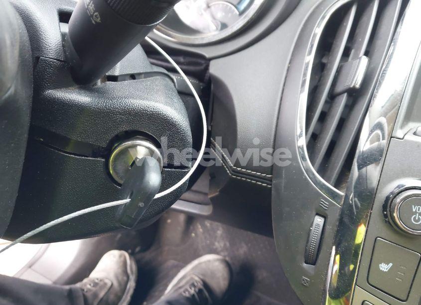 Photo 11 of 2013 Buick Lacrosse LEATHER GROUP (VIN 1G4GL5E32DF270643)