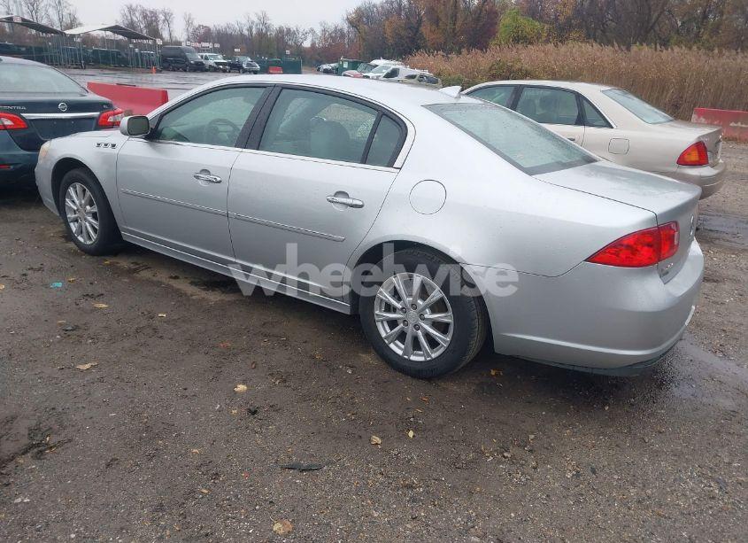 Photo 3 of 2010 Buick Lucerne CX (VIN 1G4HA5EM0AU129922)