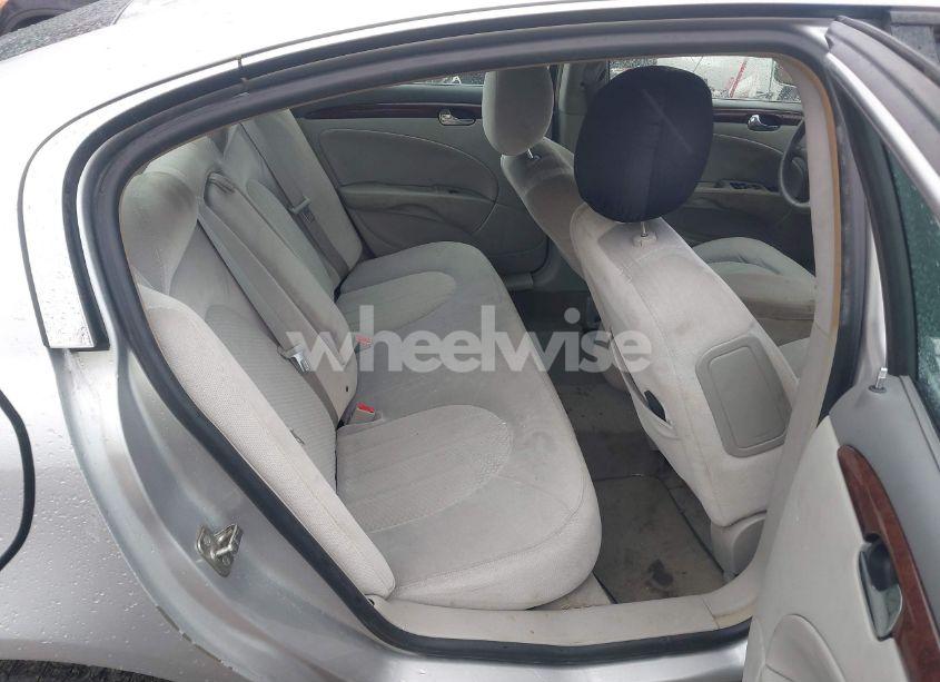 Photo 8 of 2010 Buick Lucerne CX (VIN 1G4HA5EM0AU129922)