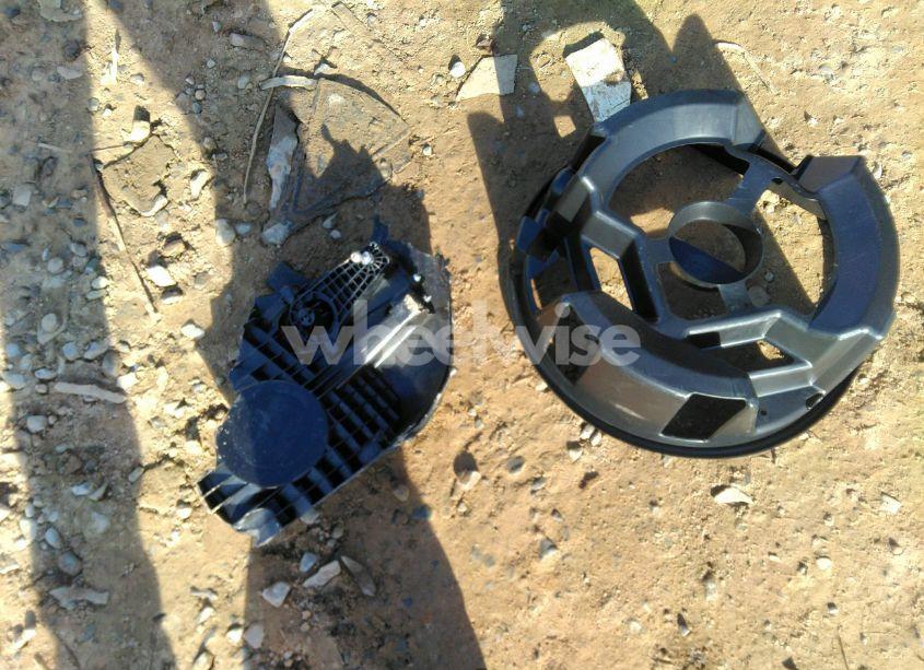 Photo 12 of 2011 Buick Lucerne CX (VIN 1G4HA5EM2BU141118)