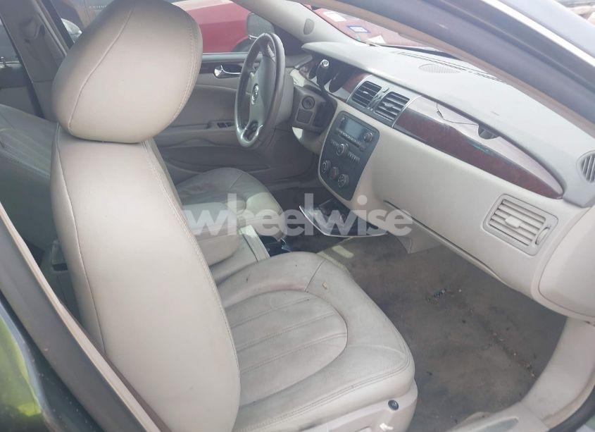 Photo 5 of 2011 Buick Lucerne CX (VIN 1G4HA5EM6BU118456)