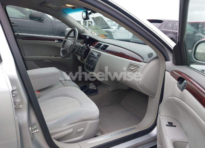 Photo 5 of 2010 Buick Lucerne CX (VIN 1G4HA5EM8AU106713)