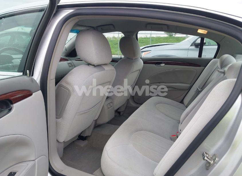 Photo 8 of 2010 Buick Lucerne CX (VIN 1G4HA5EM8AU106713)