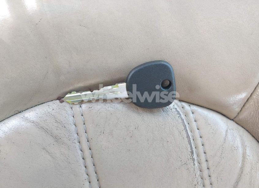 Photo 11 of 2010 Buick Lucerne CXL (VIN 1G4HC5E11AU125149)